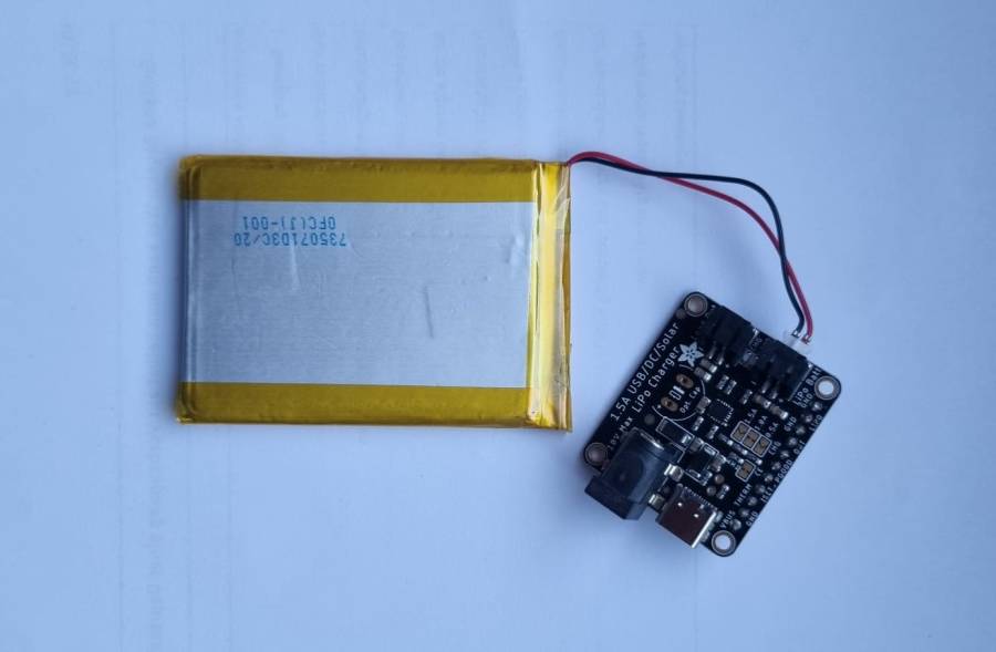 lipo_charger.jpeg lipo_charger.jpeg