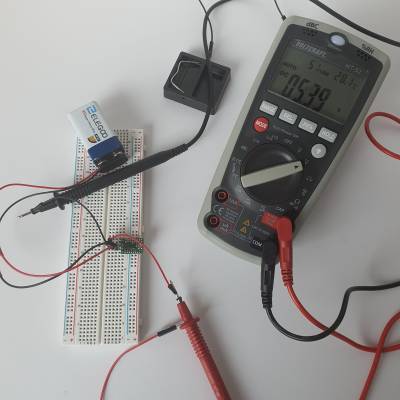 battery-pololu-voltage.jpg