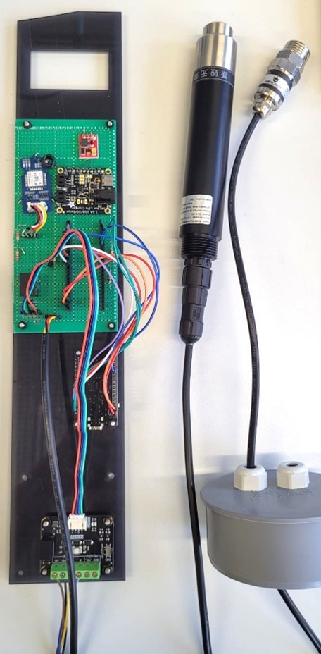 The assembled prototype showing the ESP32, power management module and the sensors. Own illustration The assembled prototype showing the ESP32, power management module and the sensors. Own illustration